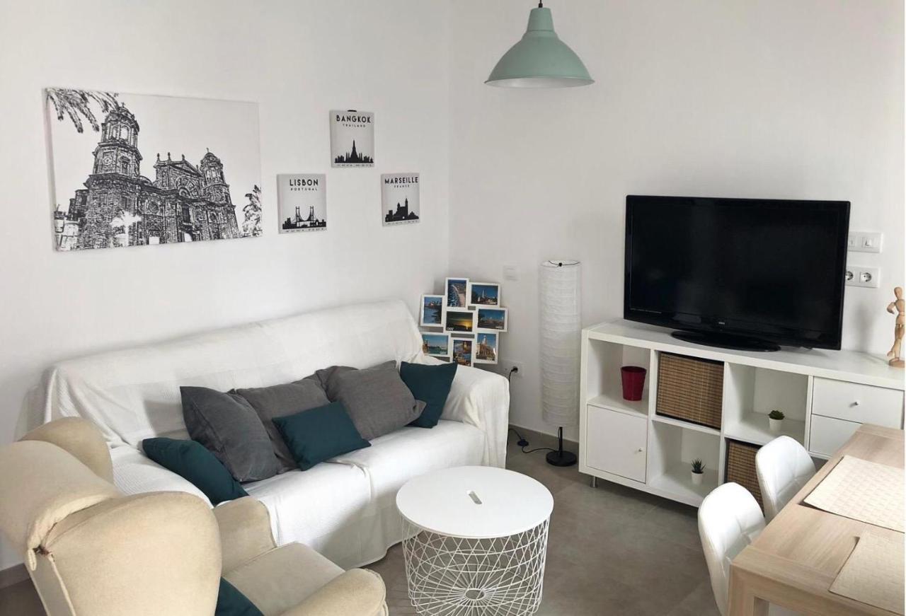 Apartamento Gran Teatro Falla-La Caleta Cadiz Bagian luar foto